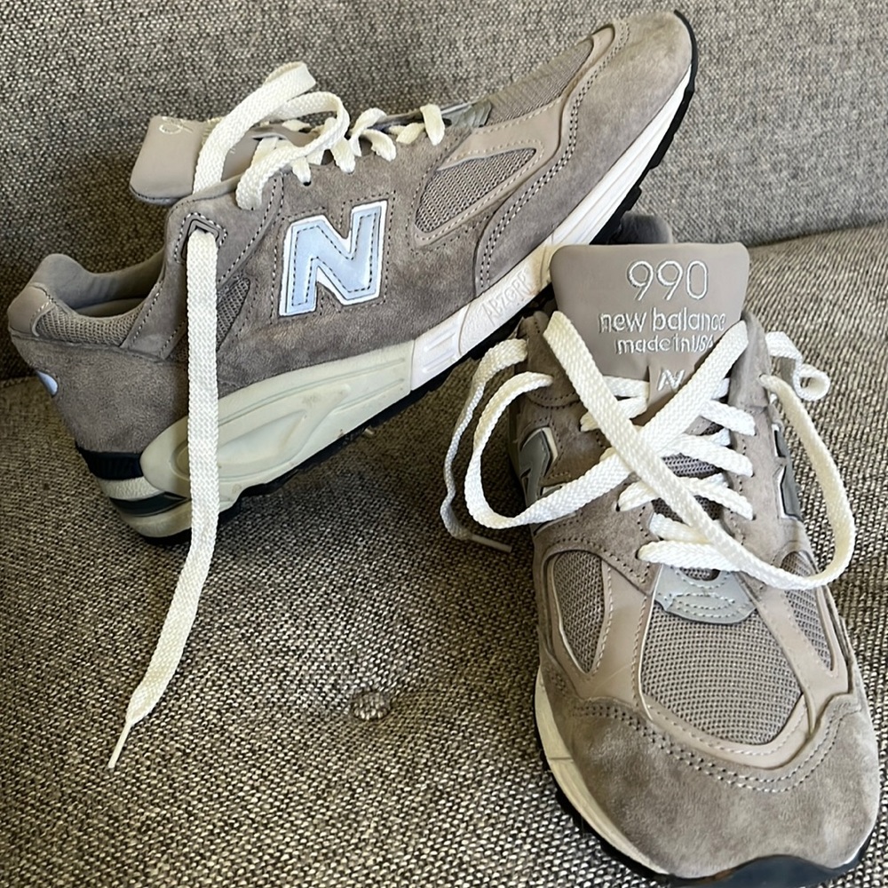 New Balance 990v2 Made in USA; M990N2 - Discontinued model in classic grey